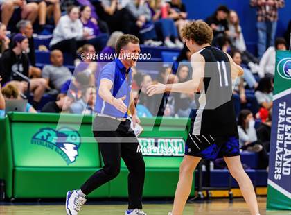 Thumbnail 2 in Douglas County vs. Grandview (CHSAA 5A Round 1) photogallery.