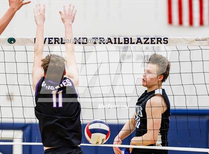Thumbnail 1 in Douglas County vs. Grandview (CHSAA 5A Round 1) photogallery.