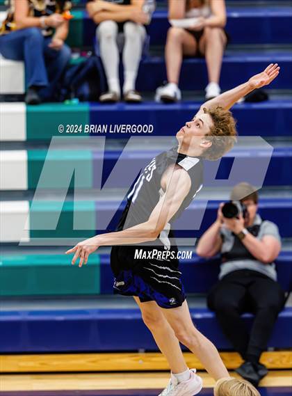 Thumbnail 2 in Douglas County vs. Grandview (CHSAA 5A Round 1) photogallery.