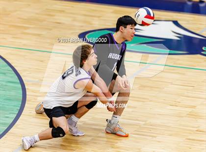 Thumbnail 2 in Douglas County vs. Grandview (CHSAA 5A Round 1) photogallery.