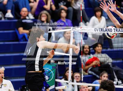 Thumbnail 1 in Douglas County vs. Grandview (CHSAA 5A Round 1) photogallery.