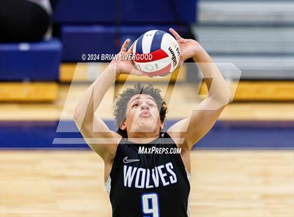 Thumbnail 3 in Douglas County vs. Grandview (CHSAA 5A Round 1) photogallery.