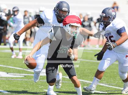 Thumbnail 3 in Coronado vs. Montgomery (SDFNL Kickoff Classic) photogallery.