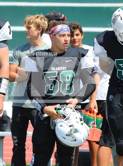 Thumbnail 3 in Coronado vs. Montgomery (SDFNL Kickoff Classic) photogallery.