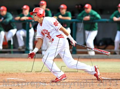 Thumbnail 1 in The Woodlands vs. Mater Dei (National High School Invitational) photogallery.