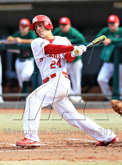 Thumbnail 2 in The Woodlands vs. Mater Dei (National High School Invitational) photogallery.