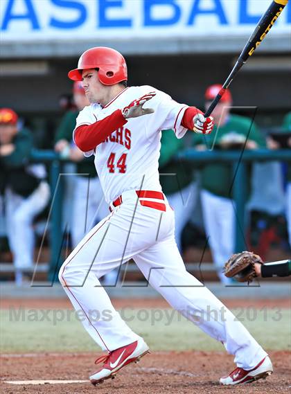 Thumbnail 1 in The Woodlands vs. Mater Dei (National High School Invitational) photogallery.