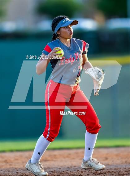 Thumbnail 2 in Lee [Robert E.] vs MacArthur [Douglas] photogallery.