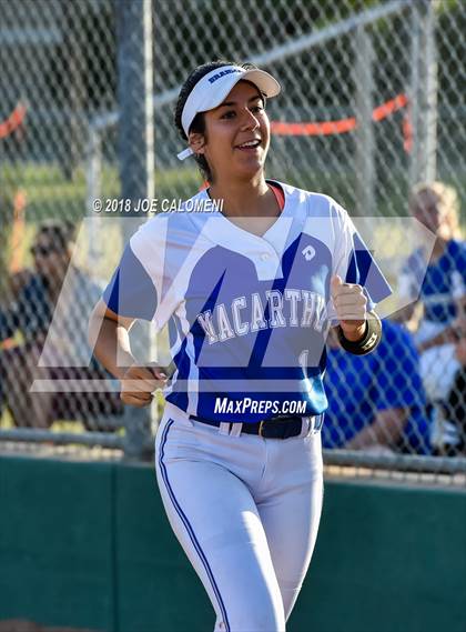 Thumbnail 2 in Lee [Robert E.] vs MacArthur [Douglas] photogallery.