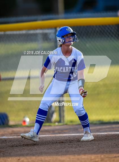 Thumbnail 3 in Lee [Robert E.] vs MacArthur [Douglas] photogallery.