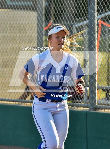 Thumbnail 3 in Lee [Robert E.] vs MacArthur [Douglas] photogallery.