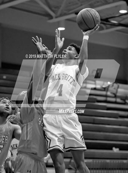 Thumbnail 2 in New Hanover @ Jack Britt photogallery.