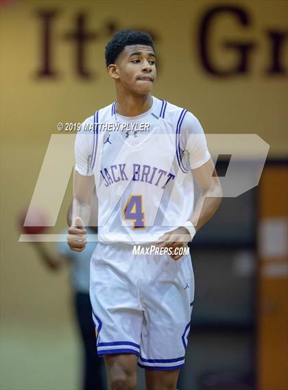 Thumbnail 1 in New Hanover @ Jack Britt photogallery.