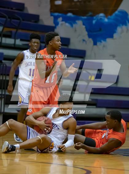 Thumbnail 2 in New Hanover @ Jack Britt photogallery.