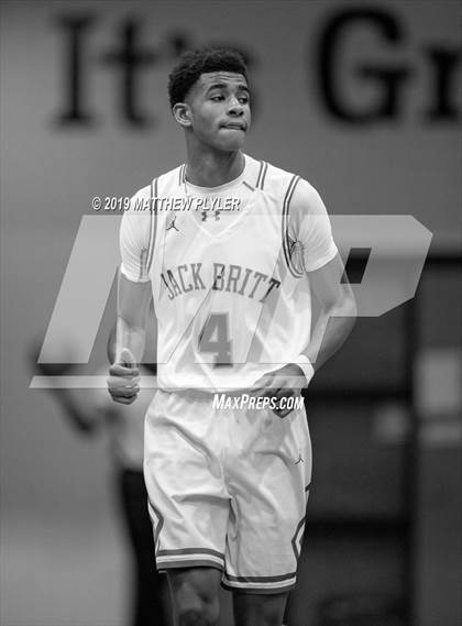 Thumbnail 2 in New Hanover @ Jack Britt photogallery.