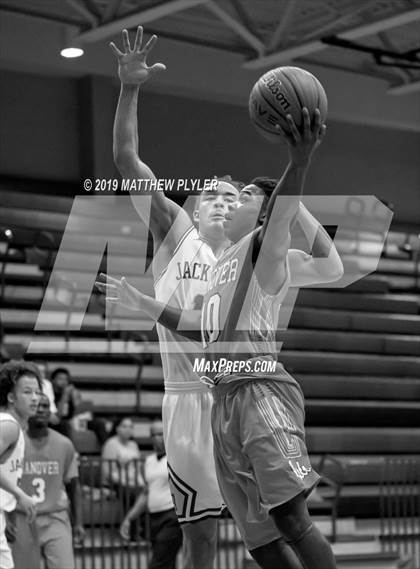 Thumbnail 2 in New Hanover @ Jack Britt photogallery.