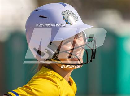 Thumbnail 3 in North Platte vs Bellevue East (NSAA A4 District Playoff) photogallery.