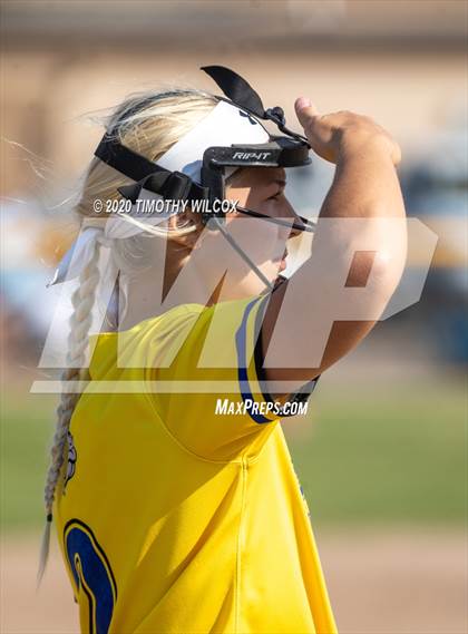 Thumbnail 3 in North Platte vs Bellevue East (NSAA A4 District Playoff) photogallery.