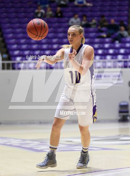 Thumbnail 3 in North Summit vs. Kanab (UHSAA 2A Semifinals) photogallery.