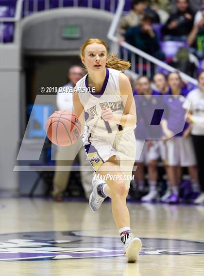 Thumbnail 1 in North Summit vs. Kanab (UHSAA 2A Semifinals) photogallery.