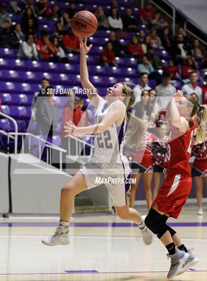 Thumbnail 3 in North Summit vs. Kanab (UHSAA 2A Semifinals) photogallery.