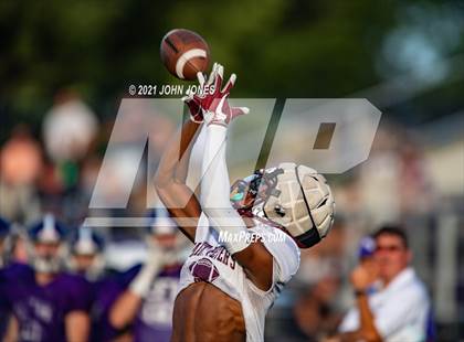 Thumbnail 2 in St. Peter's Prep vs Rumson-Fair Haven (Scrimmage) photogallery.