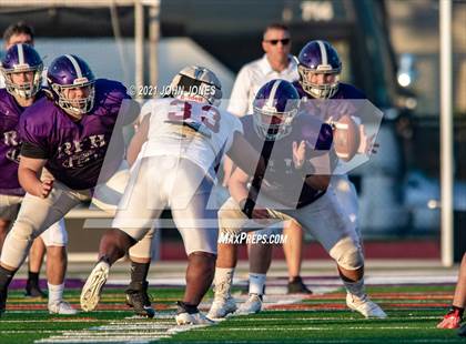 Thumbnail 1 in St. Peter's Prep vs Rumson-Fair Haven (Scrimmage) photogallery.