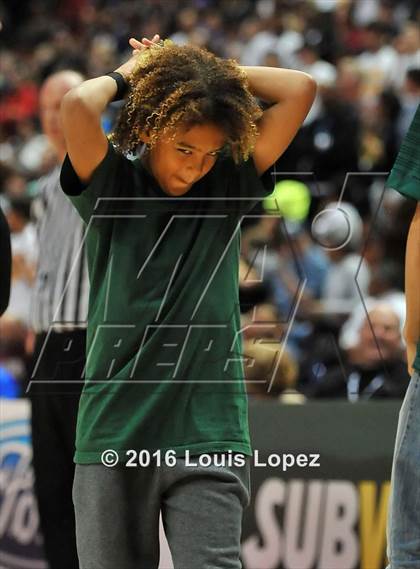 Thumbnail 1 in Long Beach Poly @ JW North (CIF SS 1AA Final) photogallery.