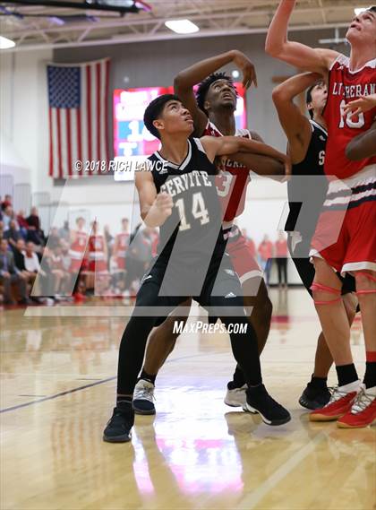 Thumbnail 2 in Servite @ Orange Lutheran photogallery.