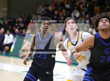 Thumbnail 1 in St. Ignatius vs. Richmond Heights photogallery.