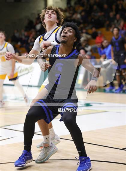Thumbnail 2 in St. Ignatius vs. Richmond Heights photogallery.