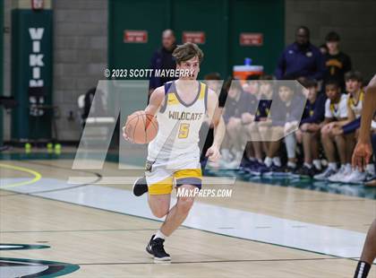 Thumbnail 3 in St. Ignatius vs. Richmond Heights photogallery.