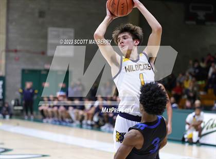 Thumbnail 2 in St. Ignatius vs. Richmond Heights photogallery.