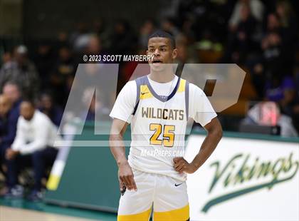 Thumbnail 2 in St. Ignatius vs. Richmond Heights photogallery.