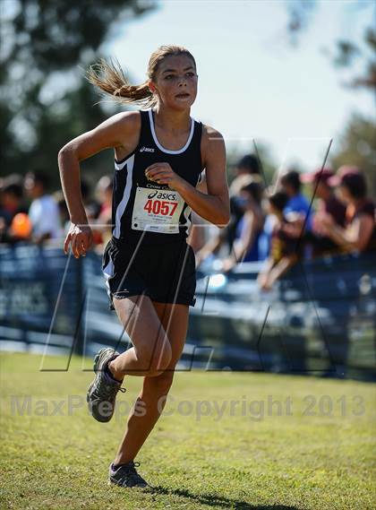 Thumbnail 2 in Clovis Invitational (Girls Varsity Division 1) photogallery.