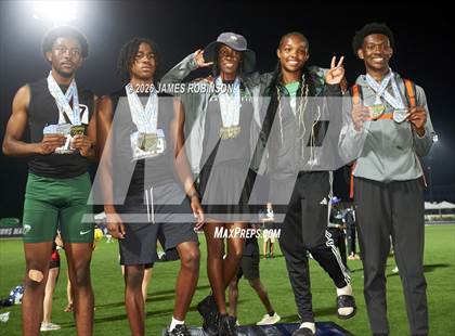 Thumbnail 1 in FHSAA Class 4A Final (Awards) photogallery.