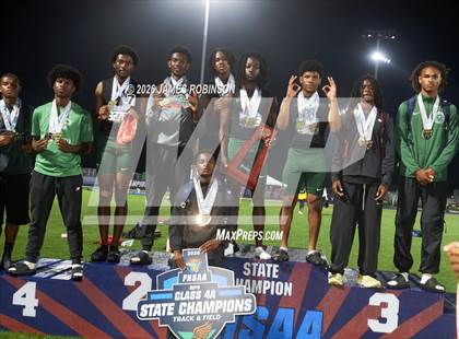 Thumbnail 1 in FHSAA Class 4A Final (Awards) photogallery.