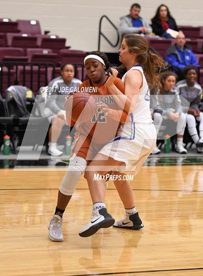 Thumbnail 3 in MacArthur [Douglas] vs Madison photogallery.