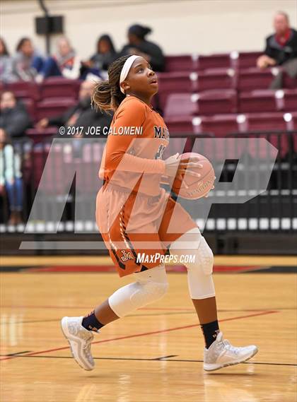 Thumbnail 3 in MacArthur [Douglas] vs Madison photogallery.