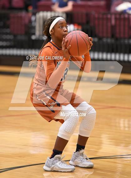 Thumbnail 3 in MacArthur [Douglas] vs Madison photogallery.