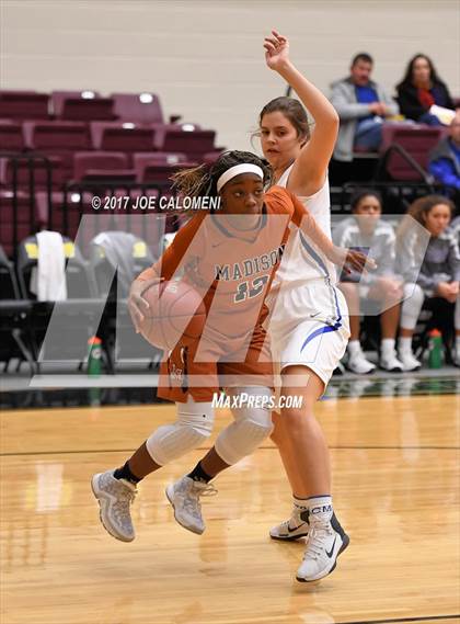 Thumbnail 1 in MacArthur [Douglas] vs Madison photogallery.