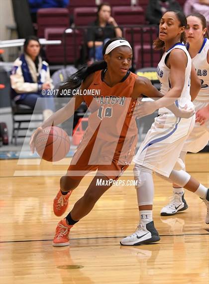 Thumbnail 2 in MacArthur [Douglas] vs Madison photogallery.