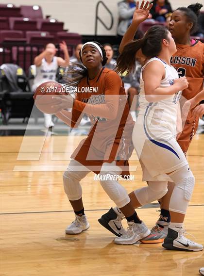 Thumbnail 2 in MacArthur [Douglas] vs Madison photogallery.