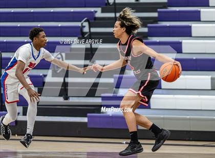 Thumbnail 3 in Harvard-Westlake vs. Bartlett (Holiday Hoopfest) photogallery.