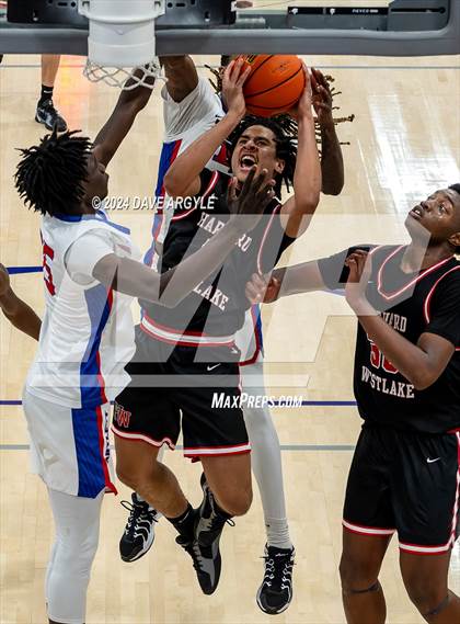 Thumbnail 3 in Harvard-Westlake vs. Bartlett (Holiday Hoopfest) photogallery.