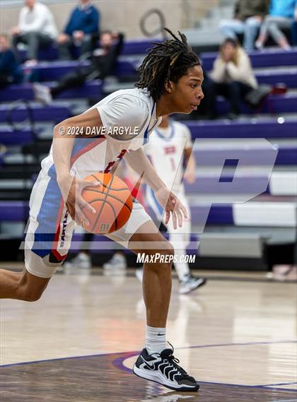 Thumbnail 3 in Harvard-Westlake vs. Bartlett (Holiday Hoopfest) photogallery.