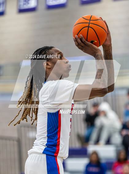 Thumbnail 2 in Harvard-Westlake vs. Bartlett (Holiday Hoopfest) photogallery.