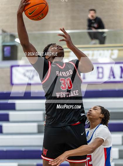 Thumbnail 3 in Harvard-Westlake vs. Bartlett (Holiday Hoopfest) photogallery.