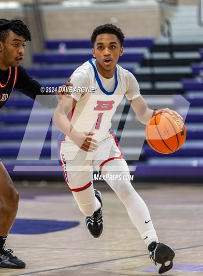 Thumbnail 2 in Harvard-Westlake vs. Bartlett (Holiday Hoopfest) photogallery.