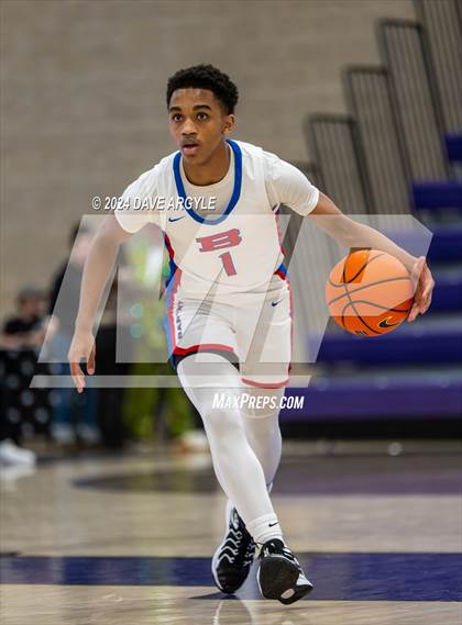 Thumbnail 1 in Harvard-Westlake vs. Bartlett (Holiday Hoopfest) photogallery.